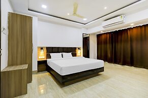 Paradox Plaza Hotel Near Delhi Airport
