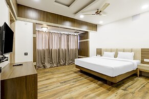 Paradox Plaza Hotel Near Delhi Airport