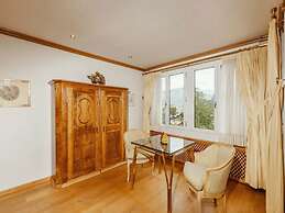 Lush Apartment With Indoor Pool