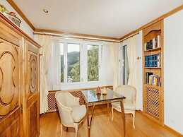 Lush Apartment With Indoor Pool