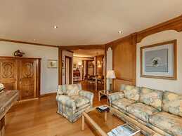 Lush Apartment With Indoor Pool