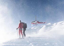 Cosy Chalet With top View