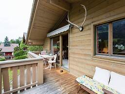 Cosy Chalet With top View