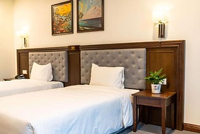 Peace Hotel Ha Long