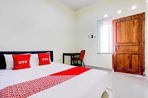 Hotel O Sleman Near Bandara Adi Sutjipto Formerly Joglo Sorogenen