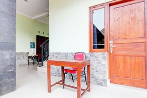 Hotel O Sleman Near Bandara Adi Sutjipto Formerly Joglo Sorogenen