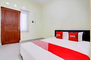 Hotel O Sleman Near Bandara Adi Sutjipto Formerly Joglo Sorogenen