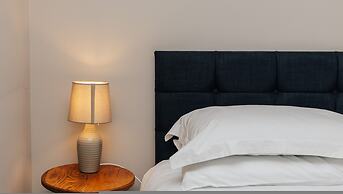 Nixey Cottage - From 250 Per Night