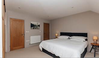 Nixey Cottage - From 250 Per Night