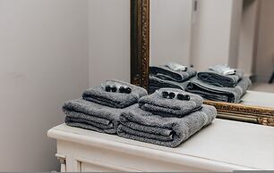 Nixey Cottage - From 250 Per Night