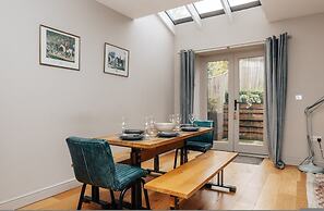 Nixey Cottage - From 250 Per Night