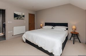 Nixey Cottage - From 250 Per Night