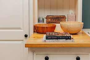 The Partridge - From 1000 Per Night