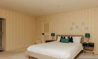 The Partridge - From 1000 Per Night