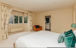 The Partridge - From 1000 Per Night