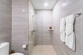 Bayshore Luxe by Prime