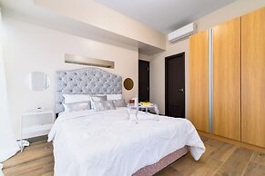 Bayshore Luxe by Prime