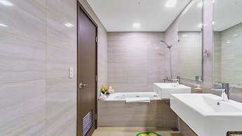 Bayshore Luxe by Prime