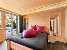 Beautiful Modern Chalet in the Gstaad Region