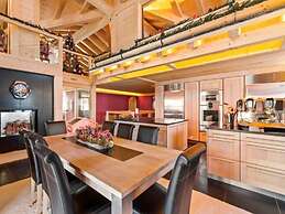 Beautiful Modern Chalet in the Gstaad Region