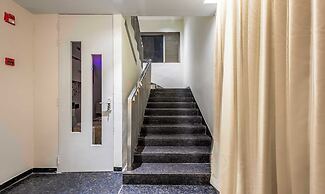 Treebo Lalitha, Rk Beach