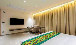 Treebo Lalitha, Rk Beach