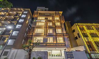 Treebo Lalitha, Rk Beach