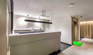 Treebo Lalitha, Rk Beach