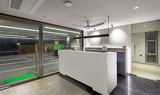 Treebo Lalitha, Rk Beach