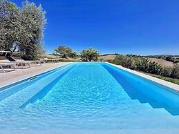 Country House With Pool and AC in Senigallia - the Ginestra