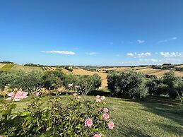Country House With Pool and AC in Senigallia - the Ginestra