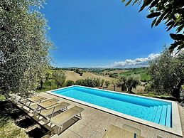 Country House With Pool and AC in Senigallia - the Ginestra