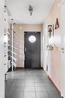 5-bed-rooms House With Jacuzzi, Free Parking, and 2 Toilets-bath in Ma