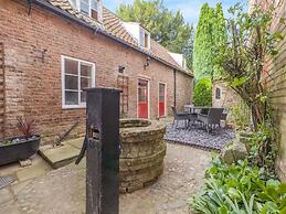 Papist Hall Cottages