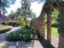Papist Hall Cottages