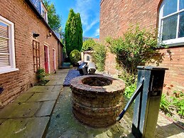 Papist Hall Cottages