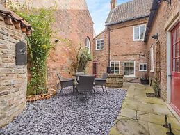 Papist Hall Cottages