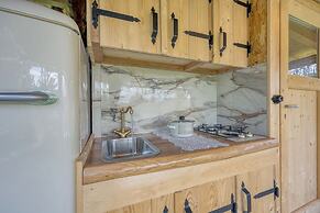 Luxury Glamping House Pia