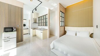 Gangneung Cresostay Pension