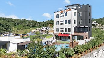 Gangneung Cresostay Pension