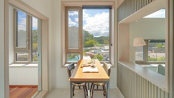 Gangneung Cresostay Pension