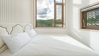 Gangneung Cresostay Pension