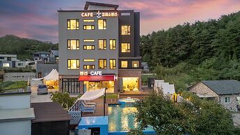 Gangneung Cresostay Pension