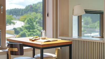 Gangneung Cresostay Pension