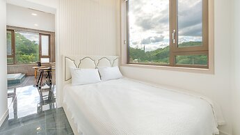 Gangneung Cresostay Pension