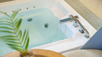 Gangneung Cresostay Pension