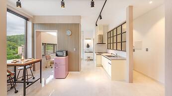 Gangneung Cresostay Pension