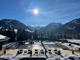 Luxurious Alpine Flat With Hotel Amenities