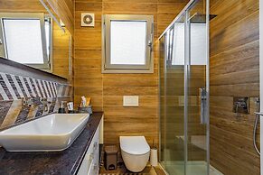 Christine Complex- Close to the Beach, Shared Pool