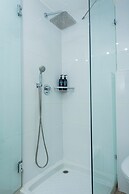 Hotel Basel Tel-Aviv